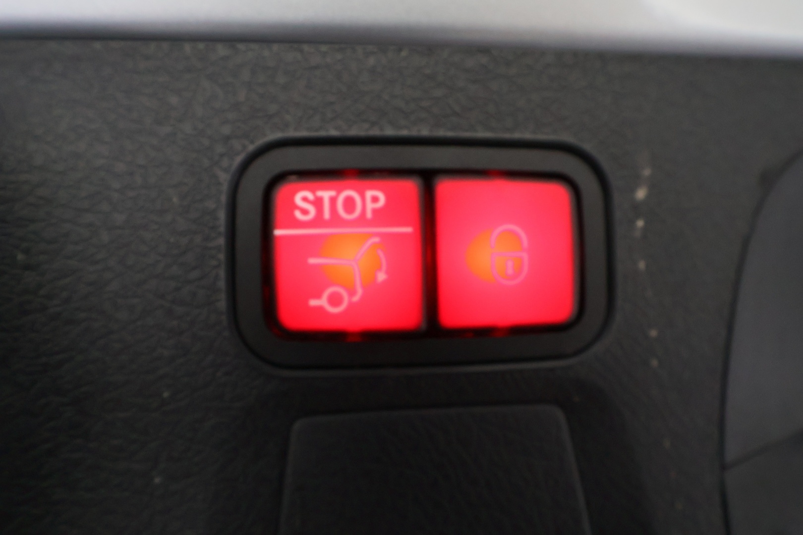 MERCEDES-BENZ CLA 2024