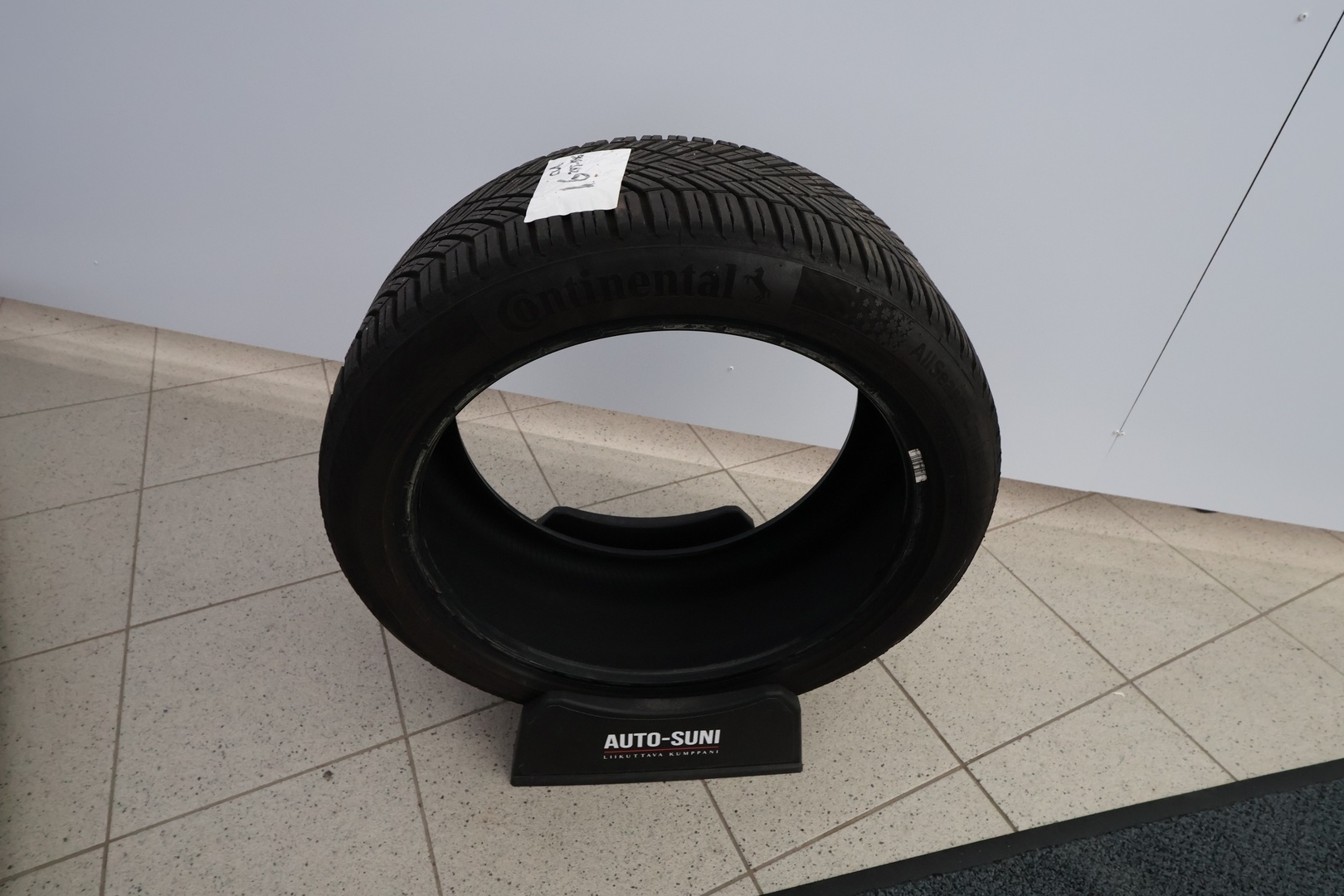 MERCEDES-BENZ CLA 2024