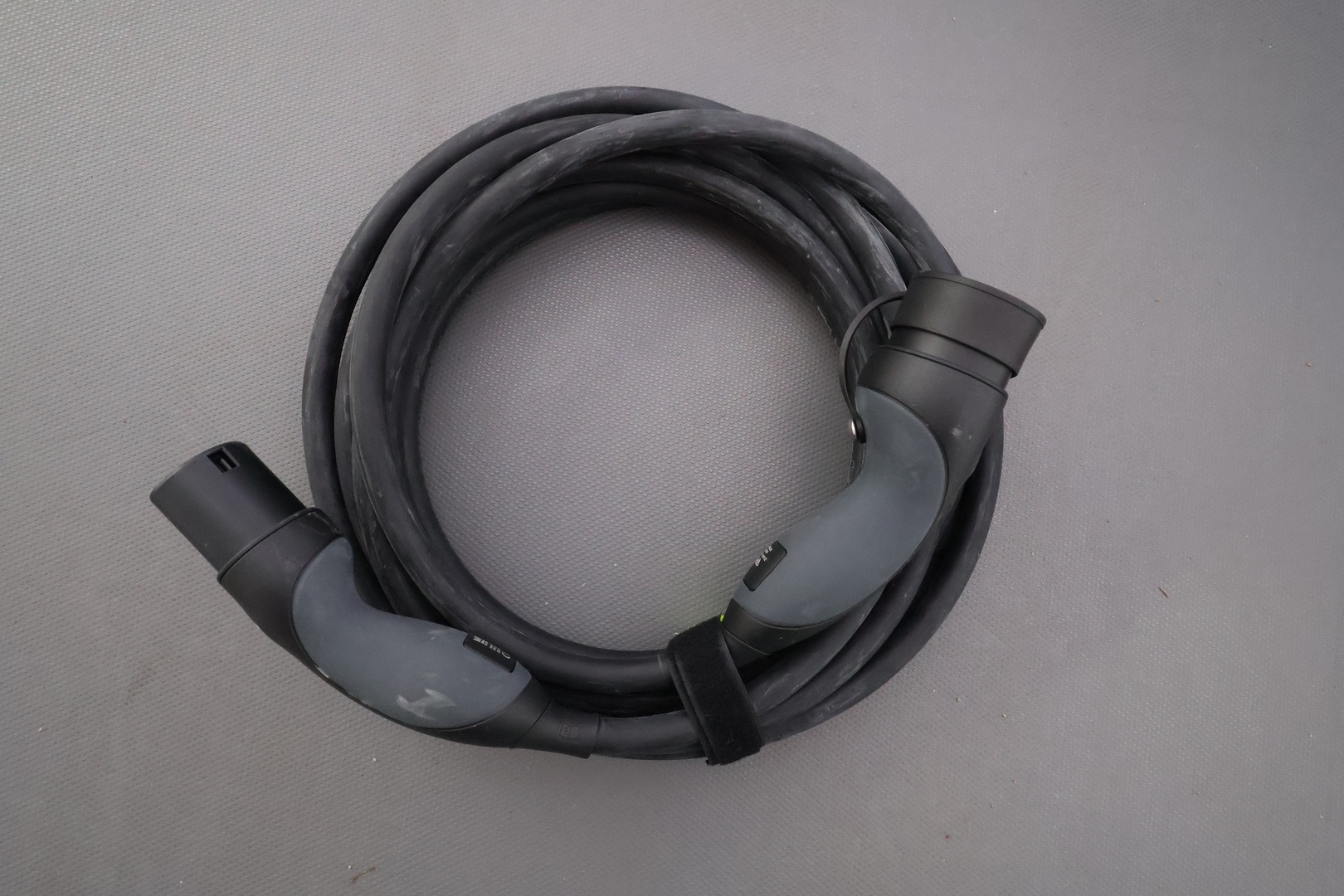 MERCEDES-BENZ EQE SUV 2023