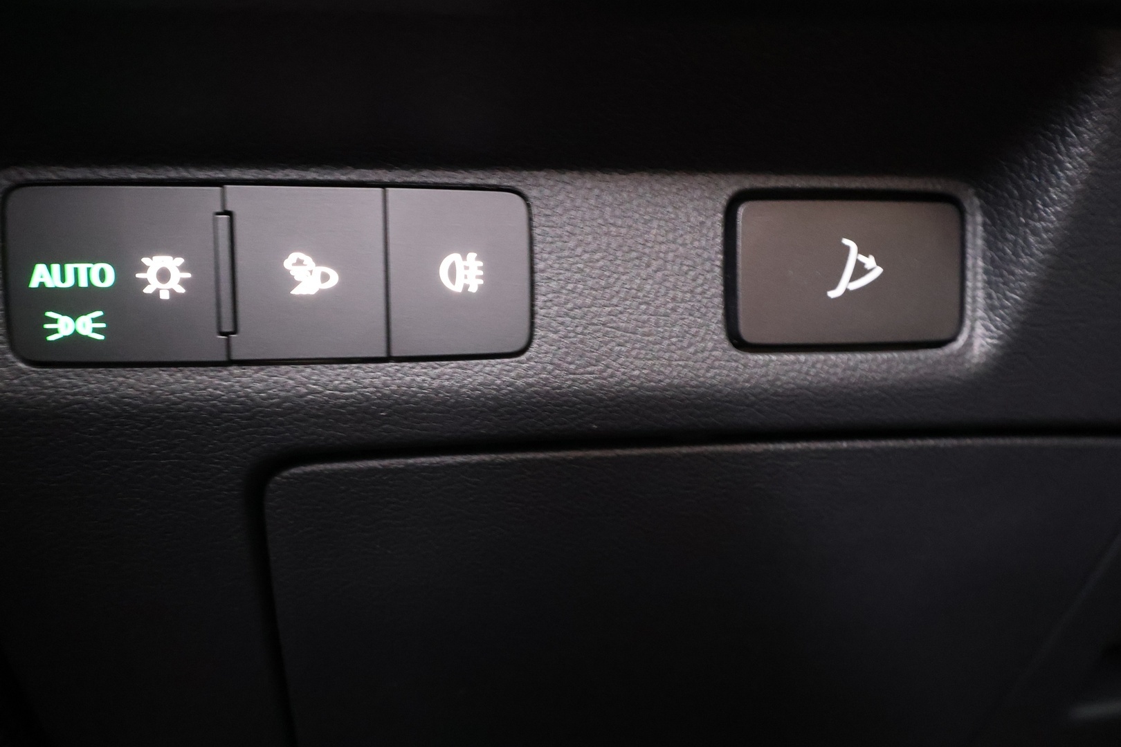 SKODA Enyaq 2025