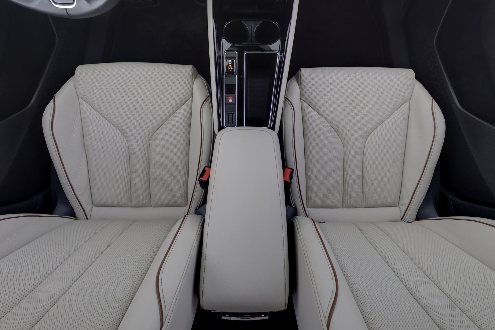 SKODA Enyaq 2025