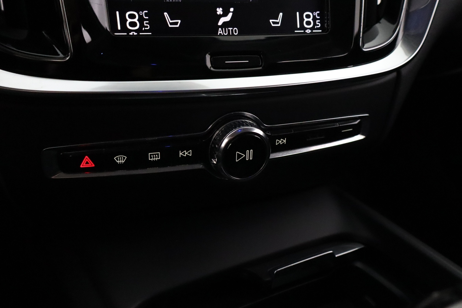 VOLVO V60 2019