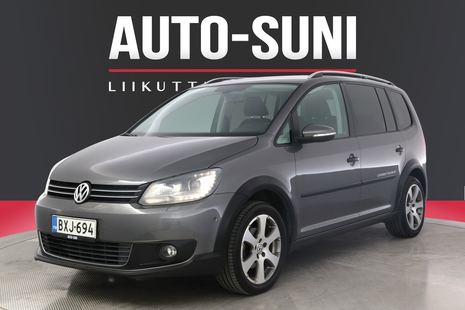 VOLKSWAGEN Touran 2011