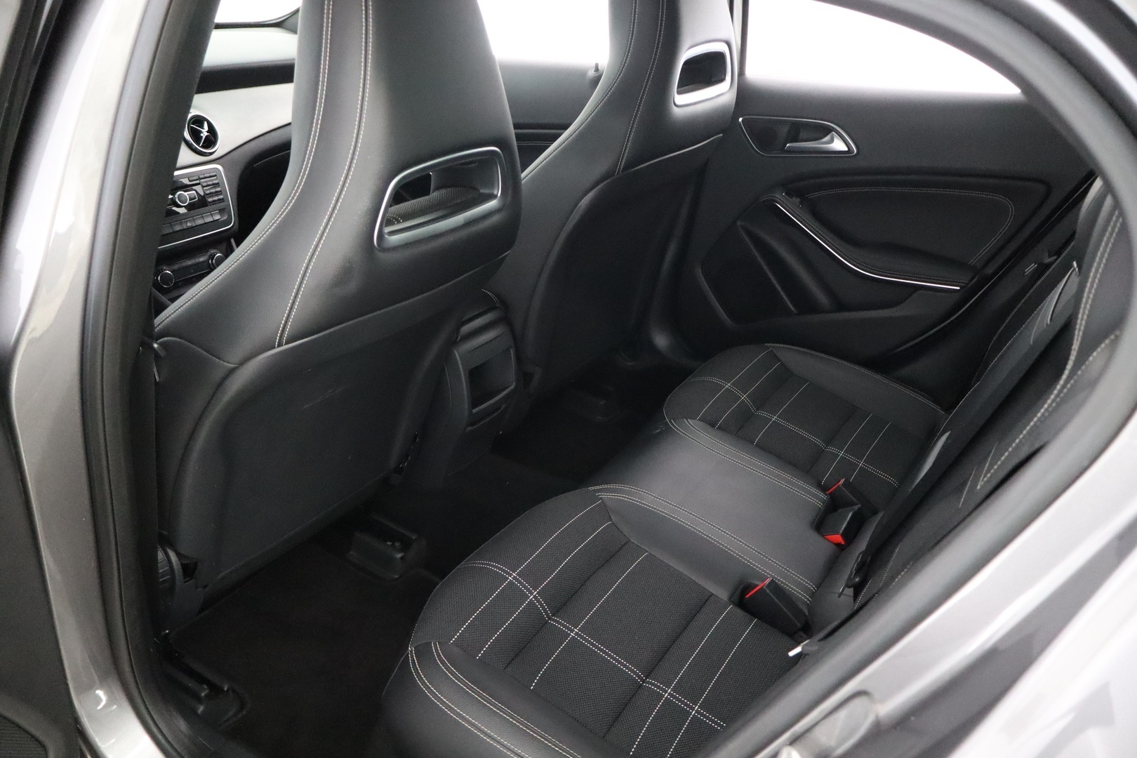 MERCEDES-BENZ GLA 2015