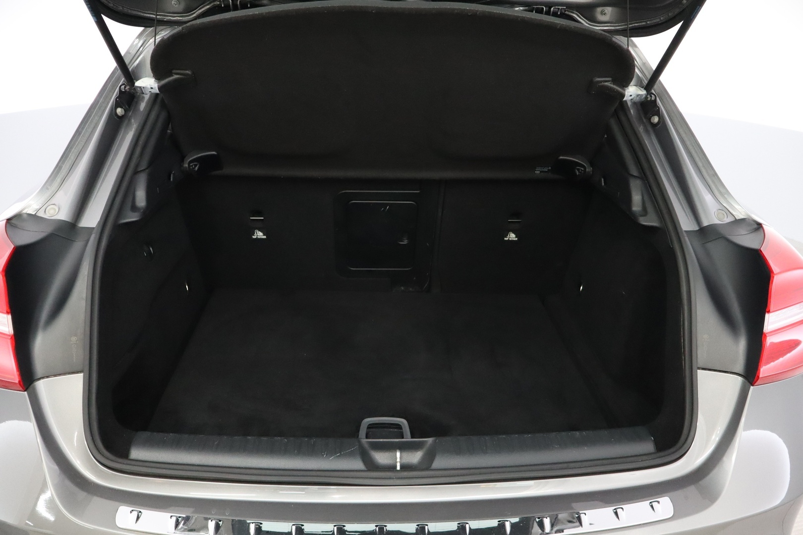 MERCEDES-BENZ GLA 2015
