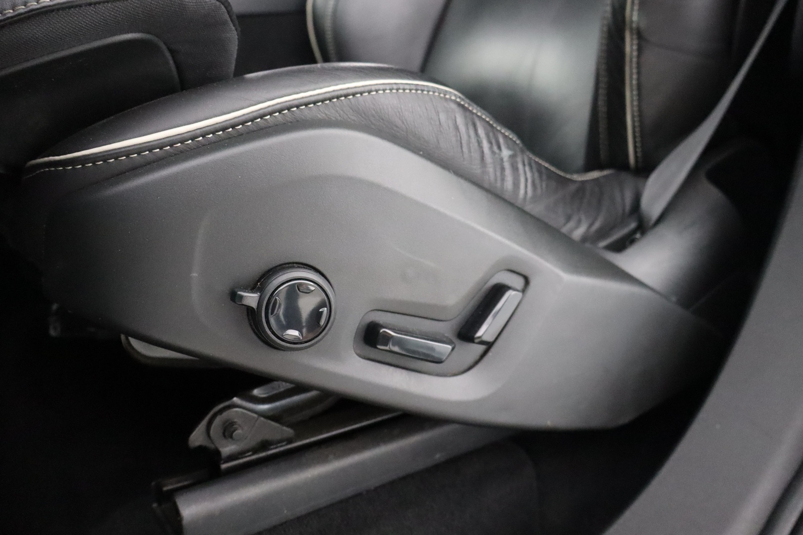 VOLVO XC90 2017