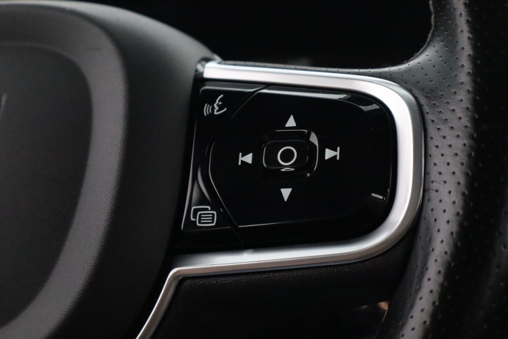 VOLVO XC90 2017