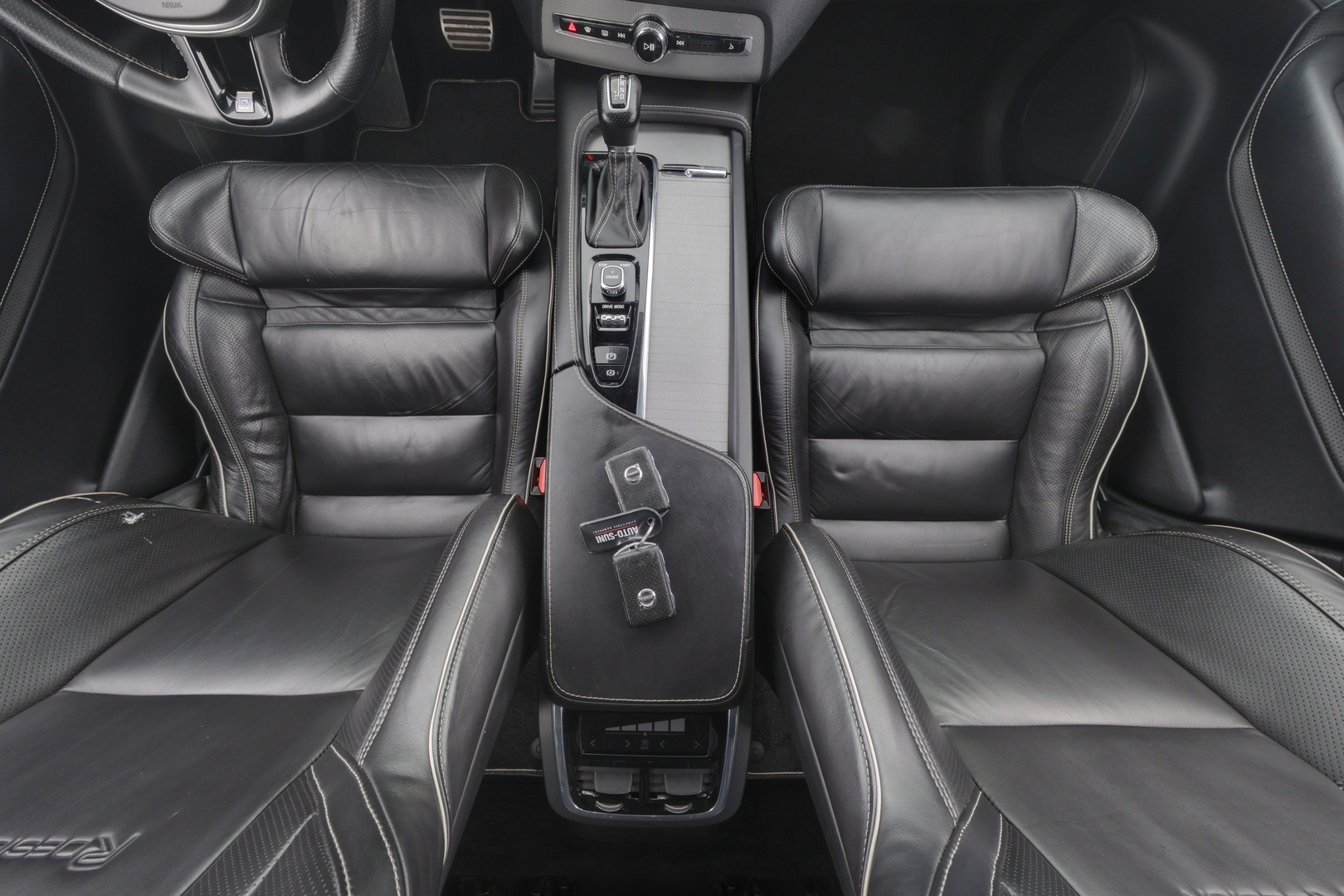 VOLVO XC90 2017