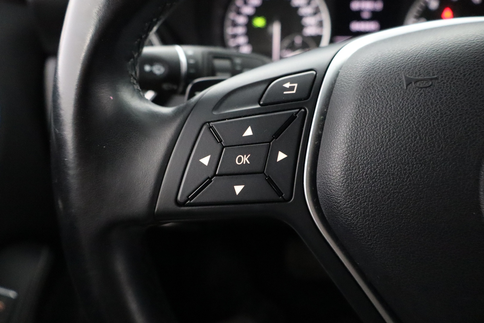 MERCEDES-BENZ A 2013