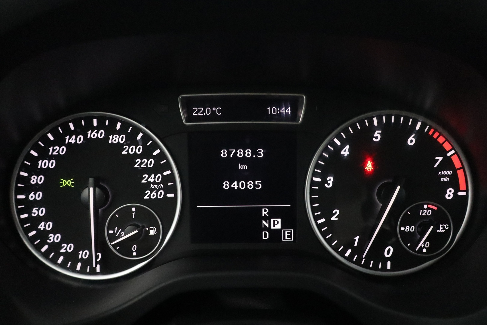 MERCEDES-BENZ A 2013