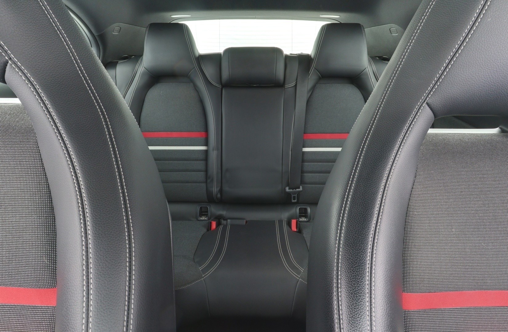 MERCEDES-BENZ A 2013