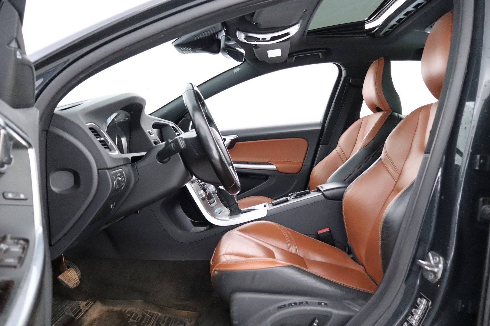 VOLVO V60 2017