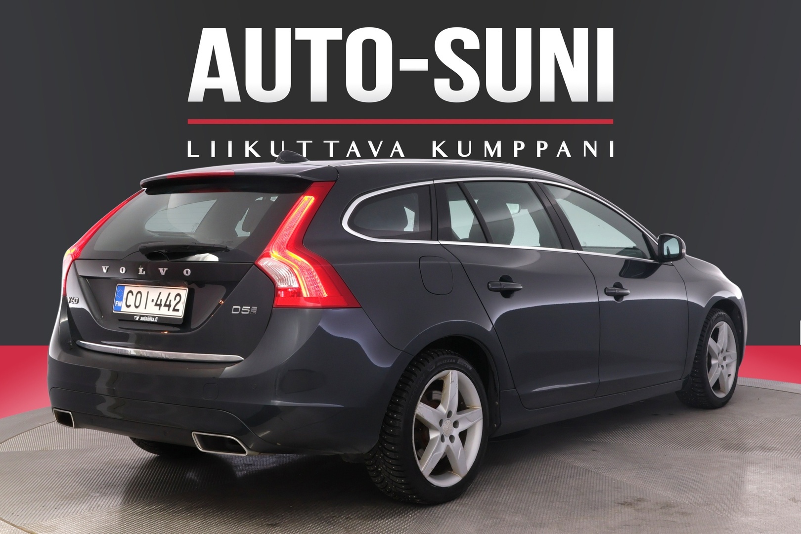 VOLVO V60 2017