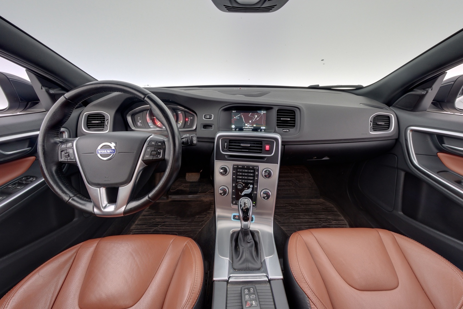 VOLVO V60 2017
