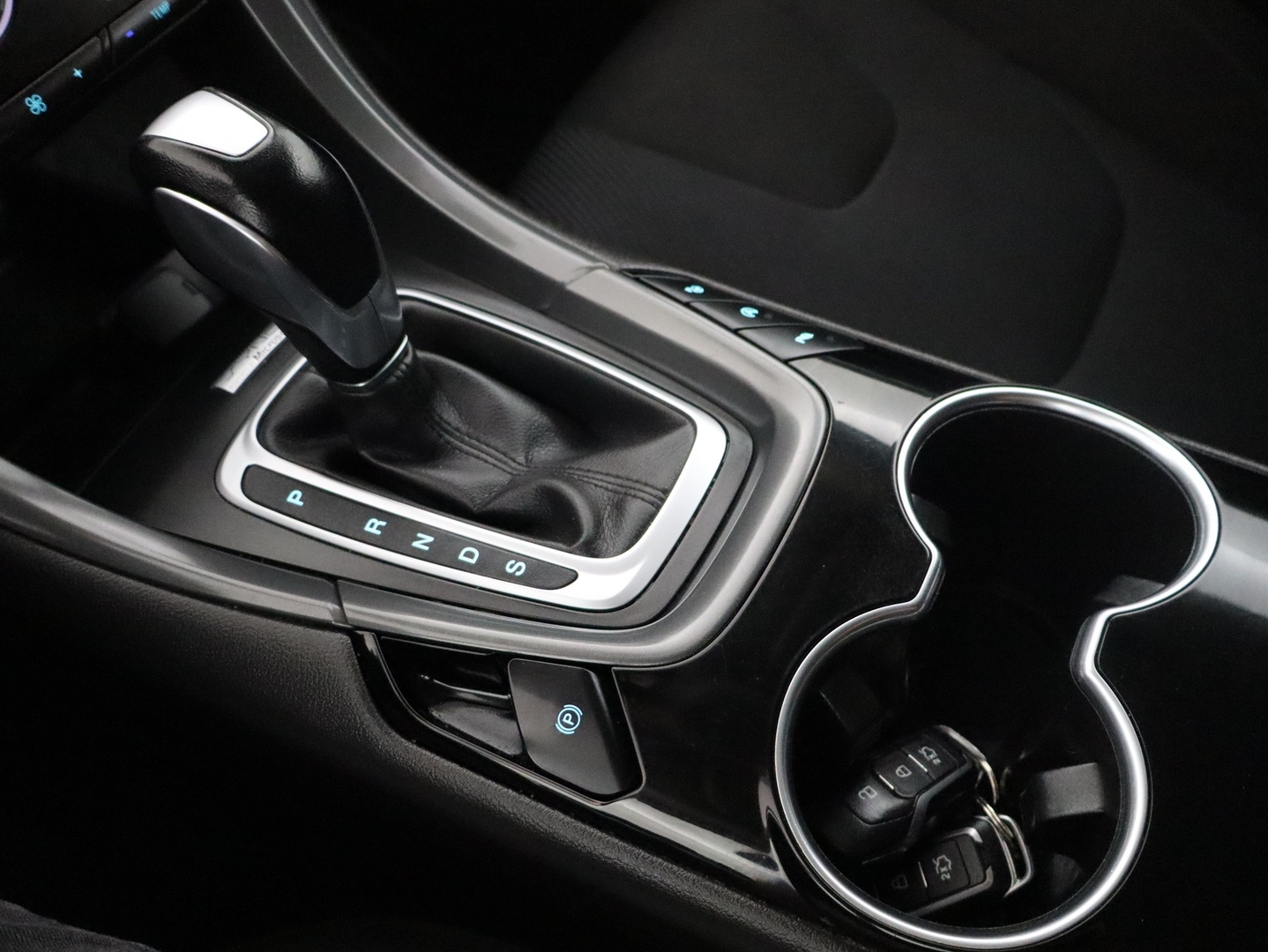 FORD Mondeo 2015