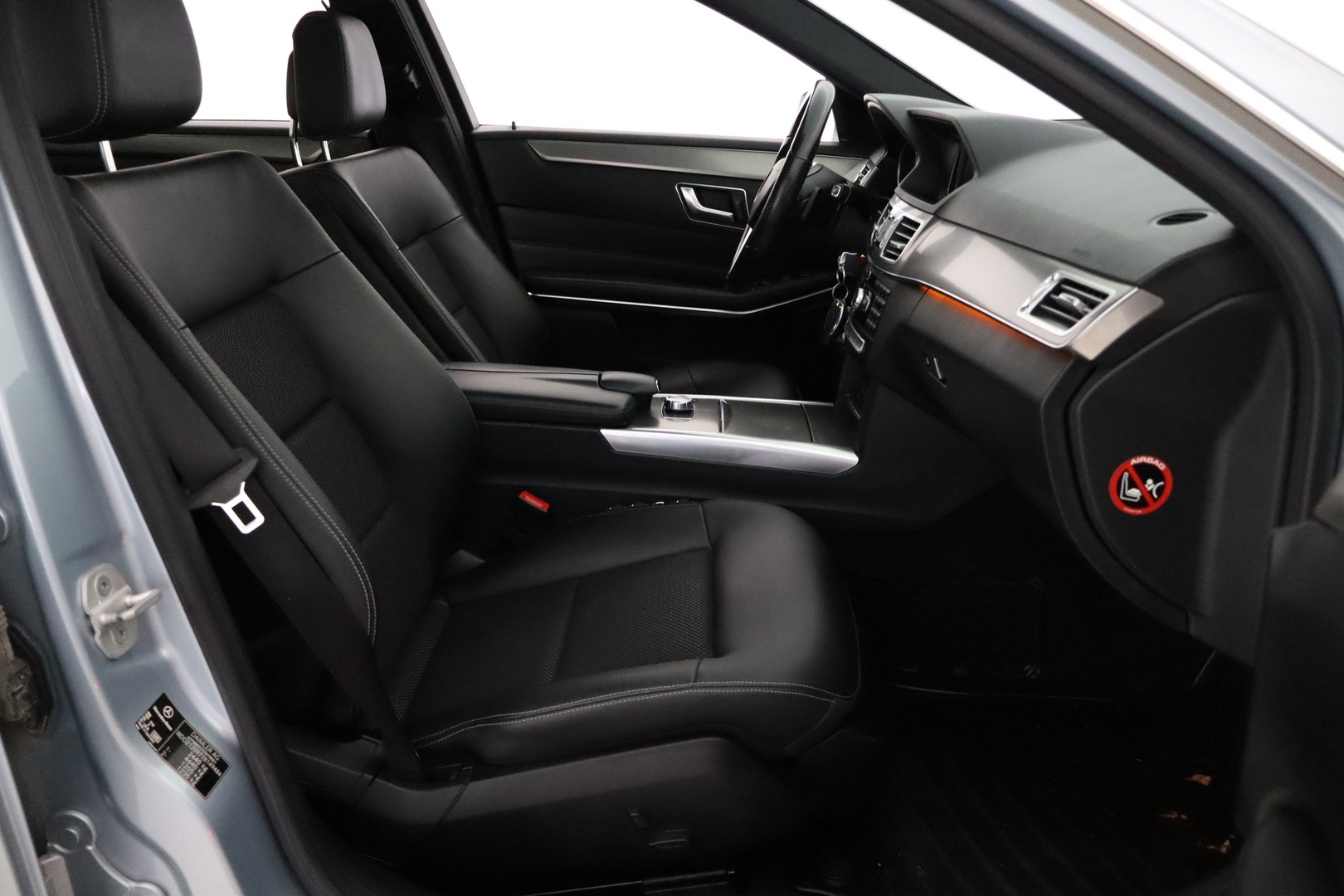 MERCEDES-BENZ E 2015