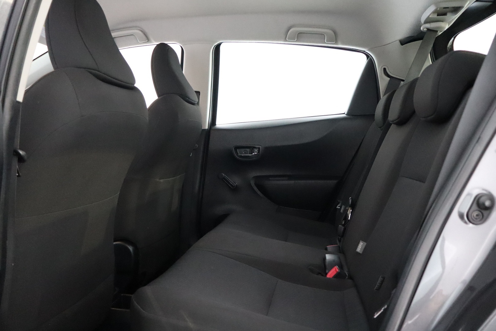 TOYOTA Yaris 2012