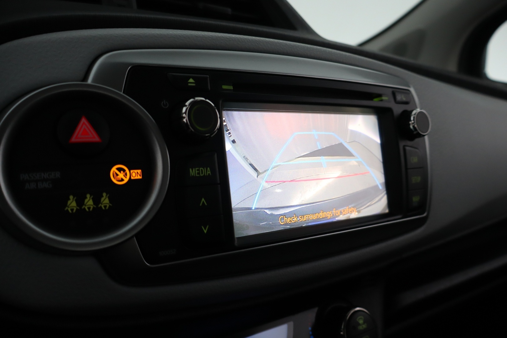 TOYOTA Yaris 2012