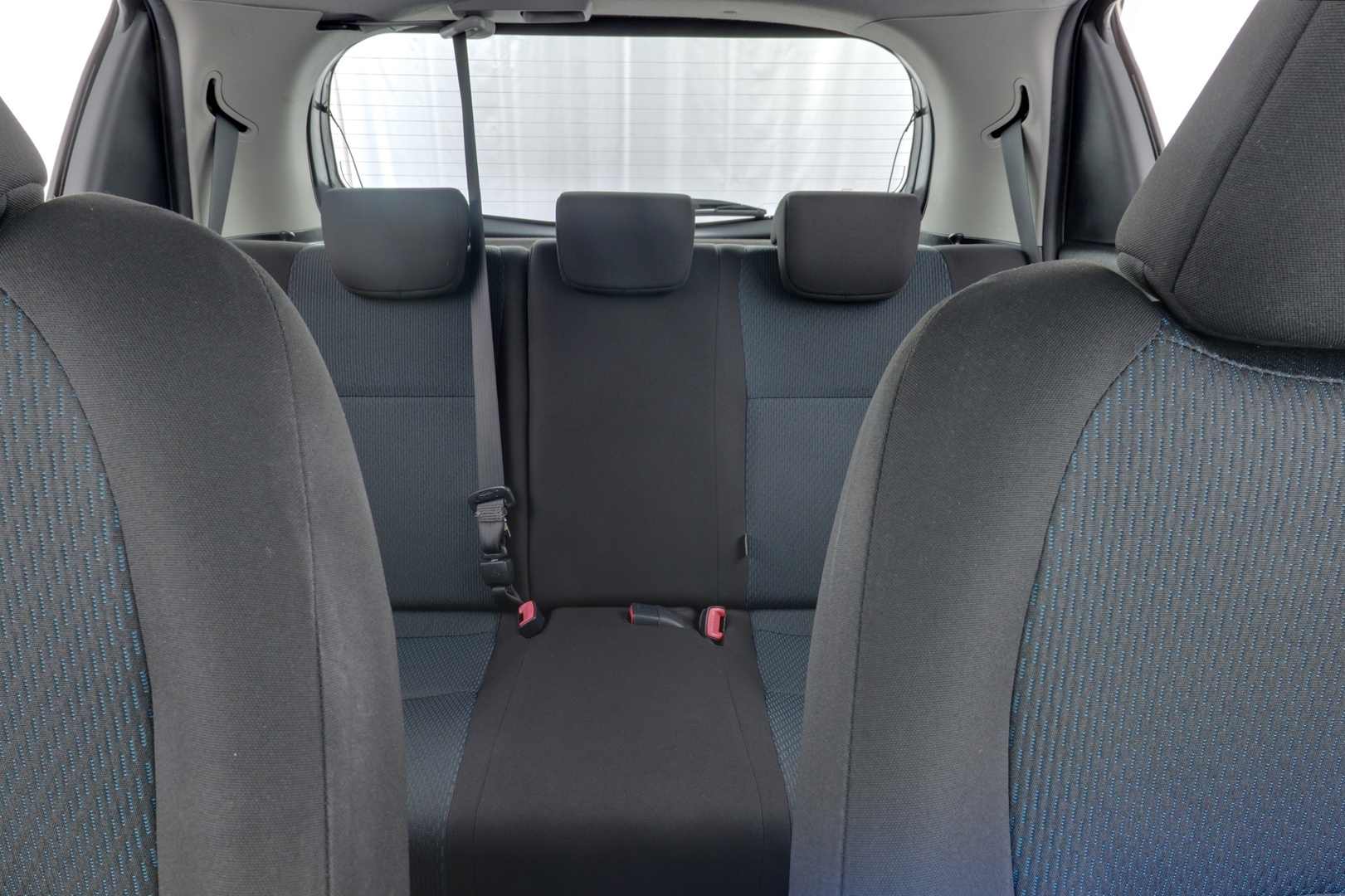 TOYOTA Yaris 2012