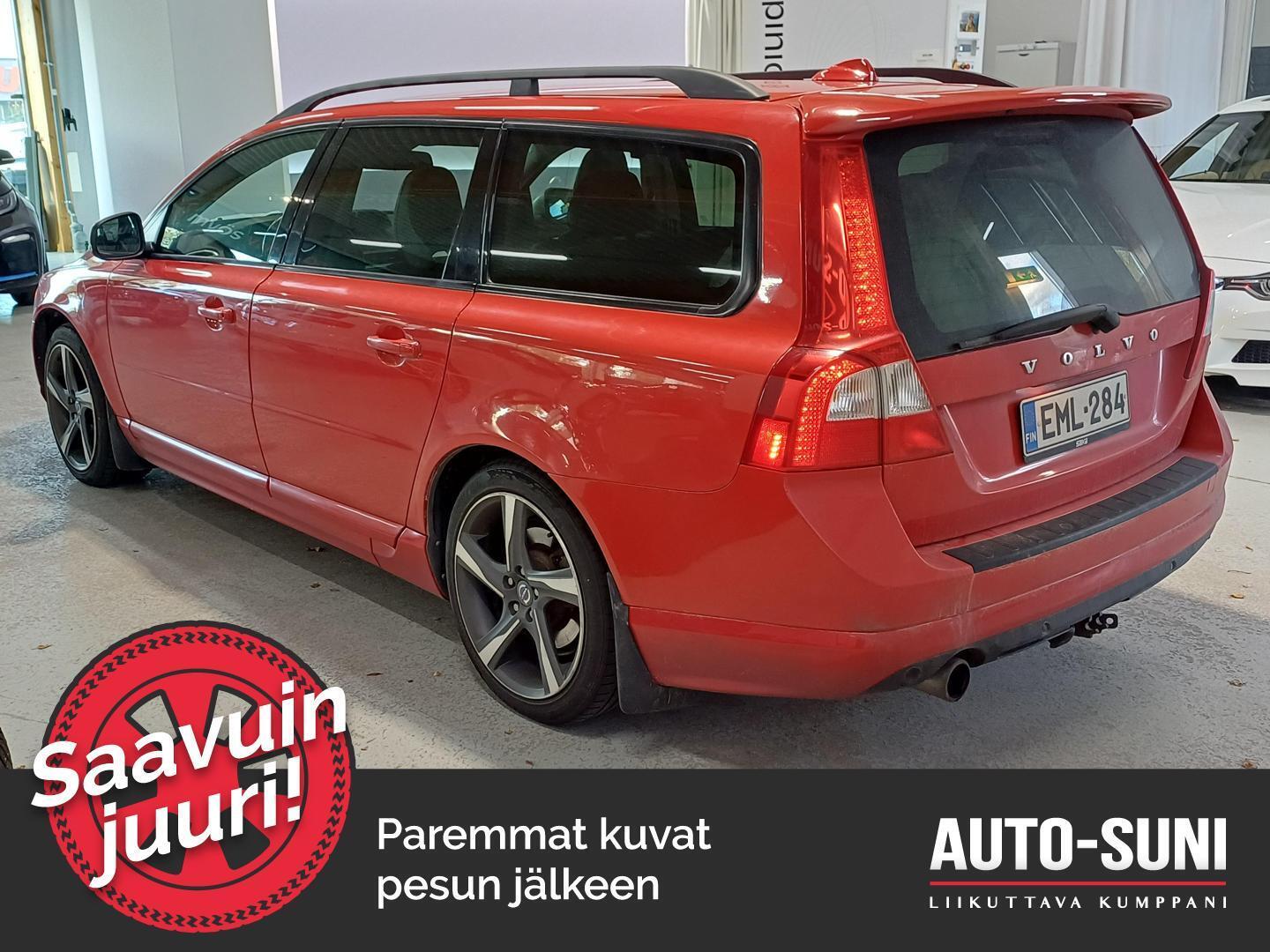 VOLVO V70 3