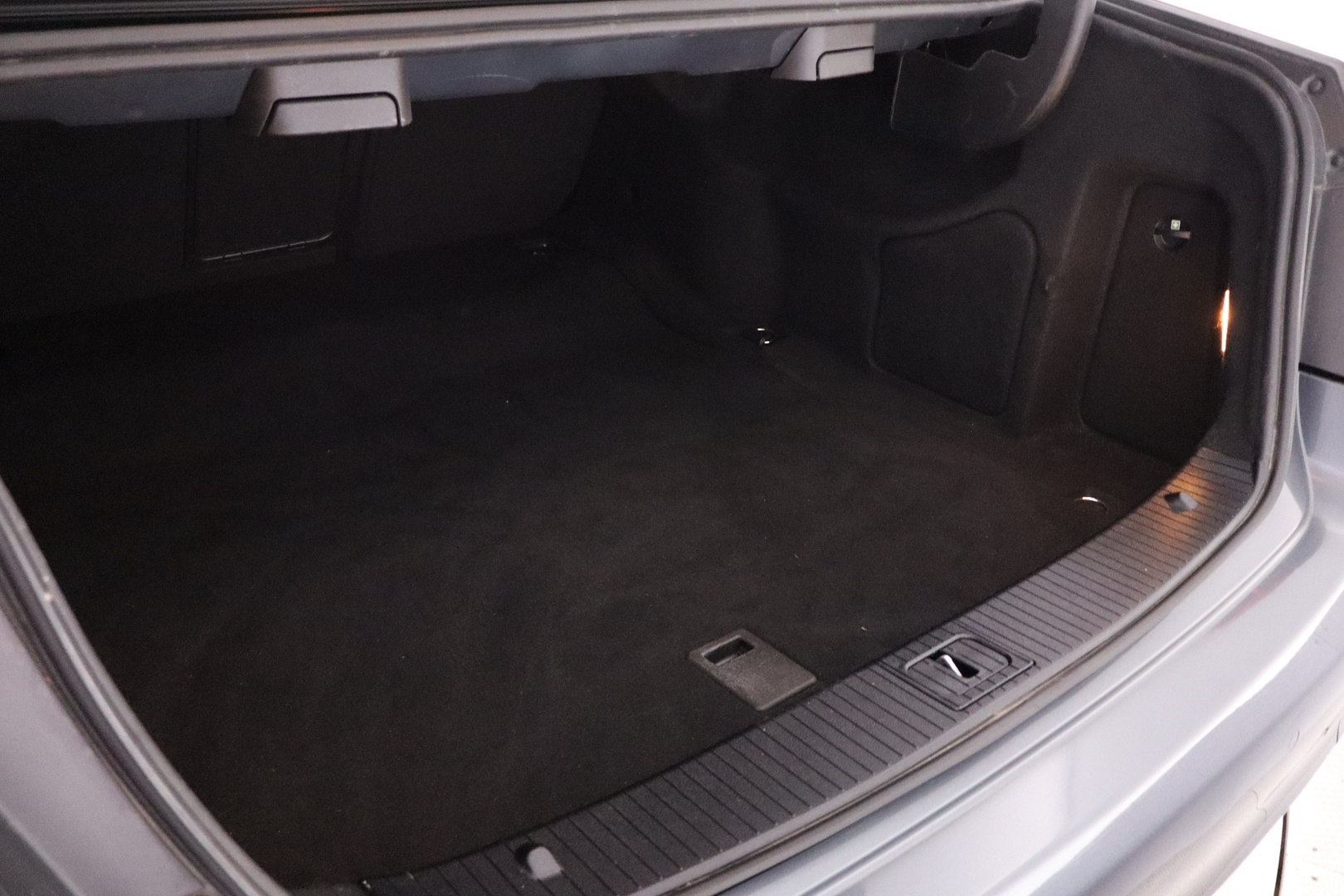 MERCEDES-BENZ E 2015