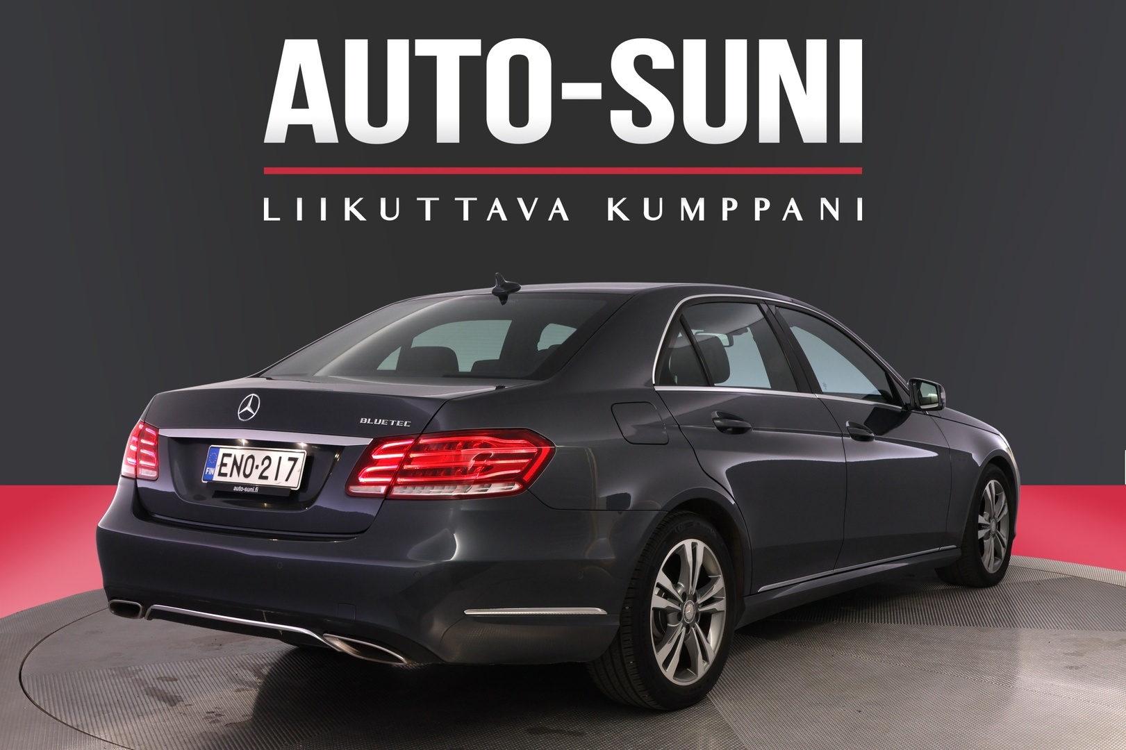 MERCEDES-BENZ E 2015