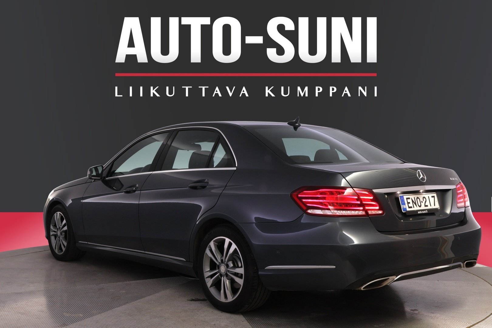 MERCEDES-BENZ E 2015