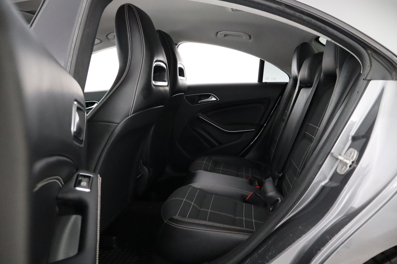 MERCEDES-BENZ CLA 2015