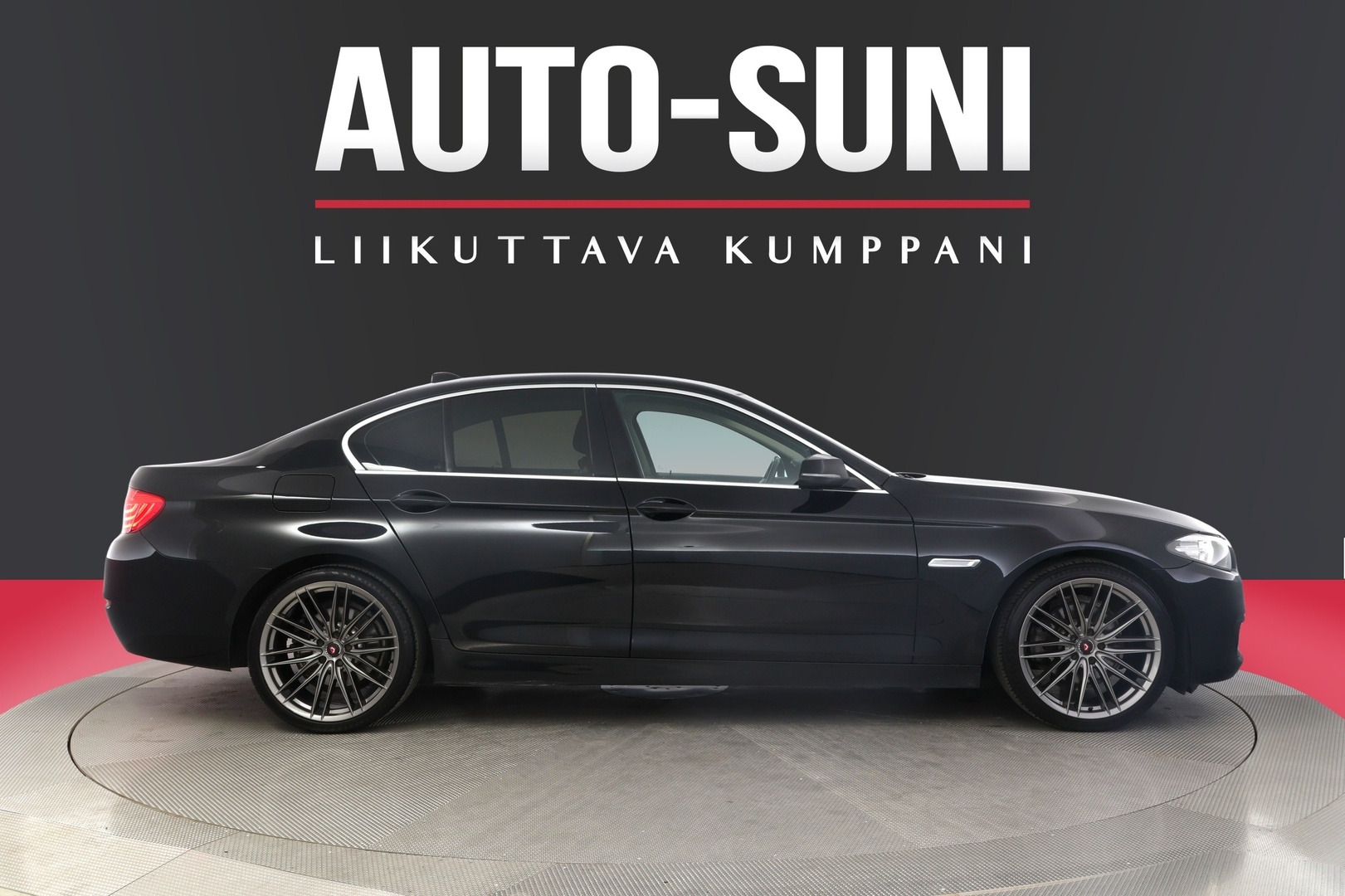 BMW 518 2016