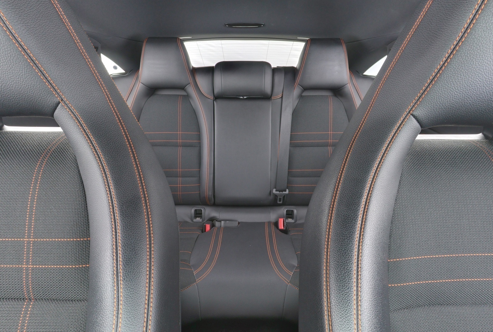 MERCEDES-BENZ CLA 2016
