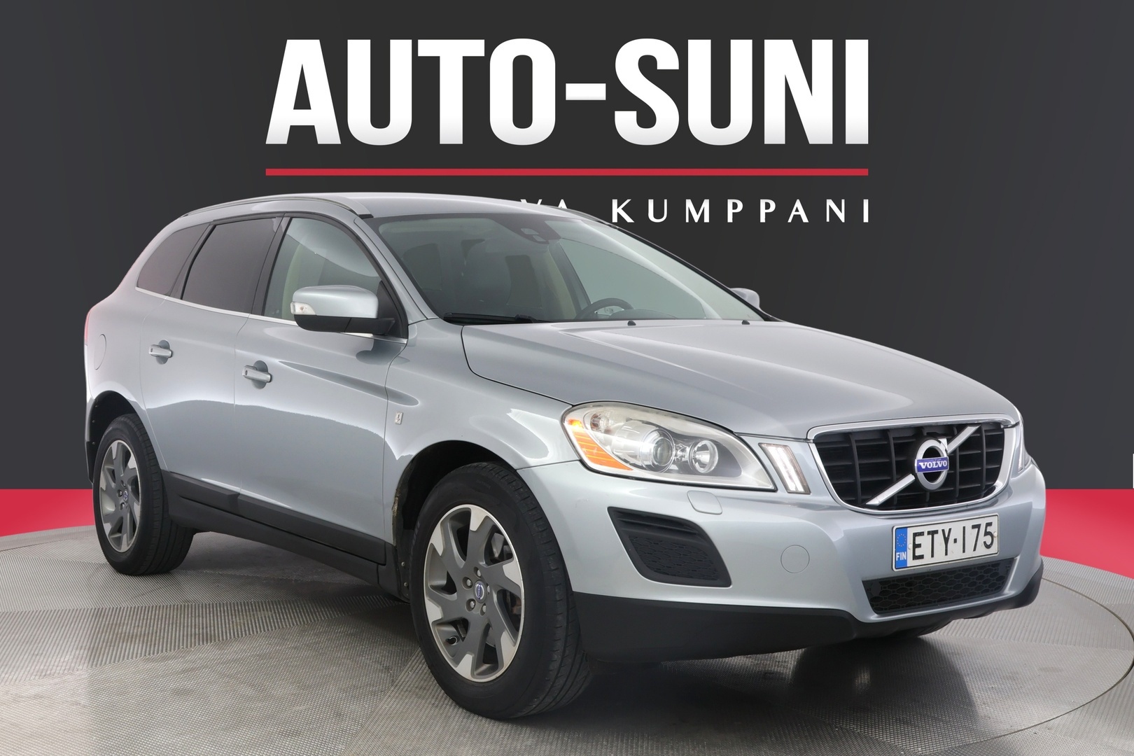 VOLVO XC60 2012