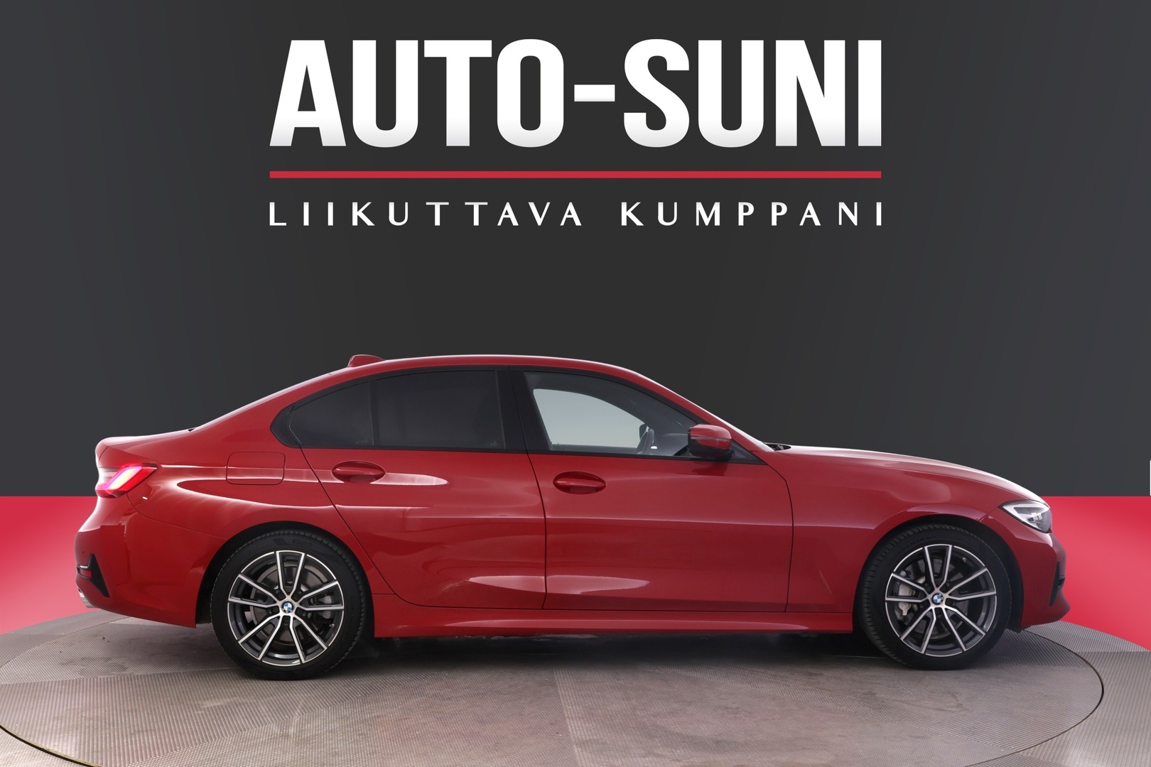 BMW 330 2020