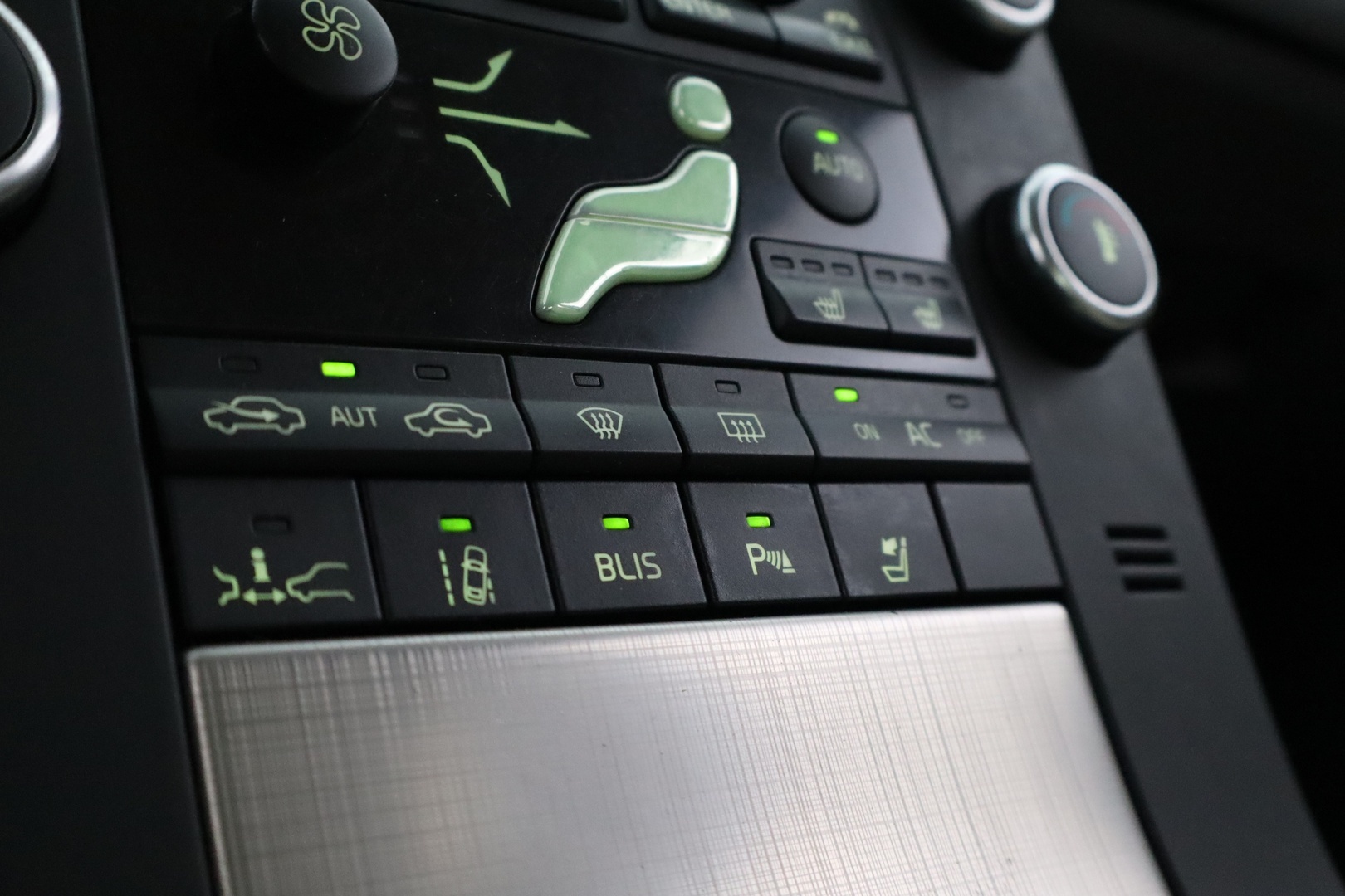 VOLVO S80 2010