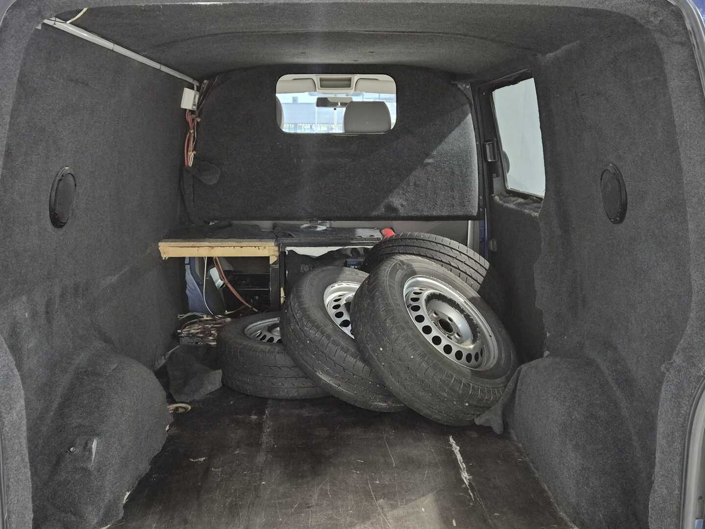 VOLKSWAGEN Transporter 2010