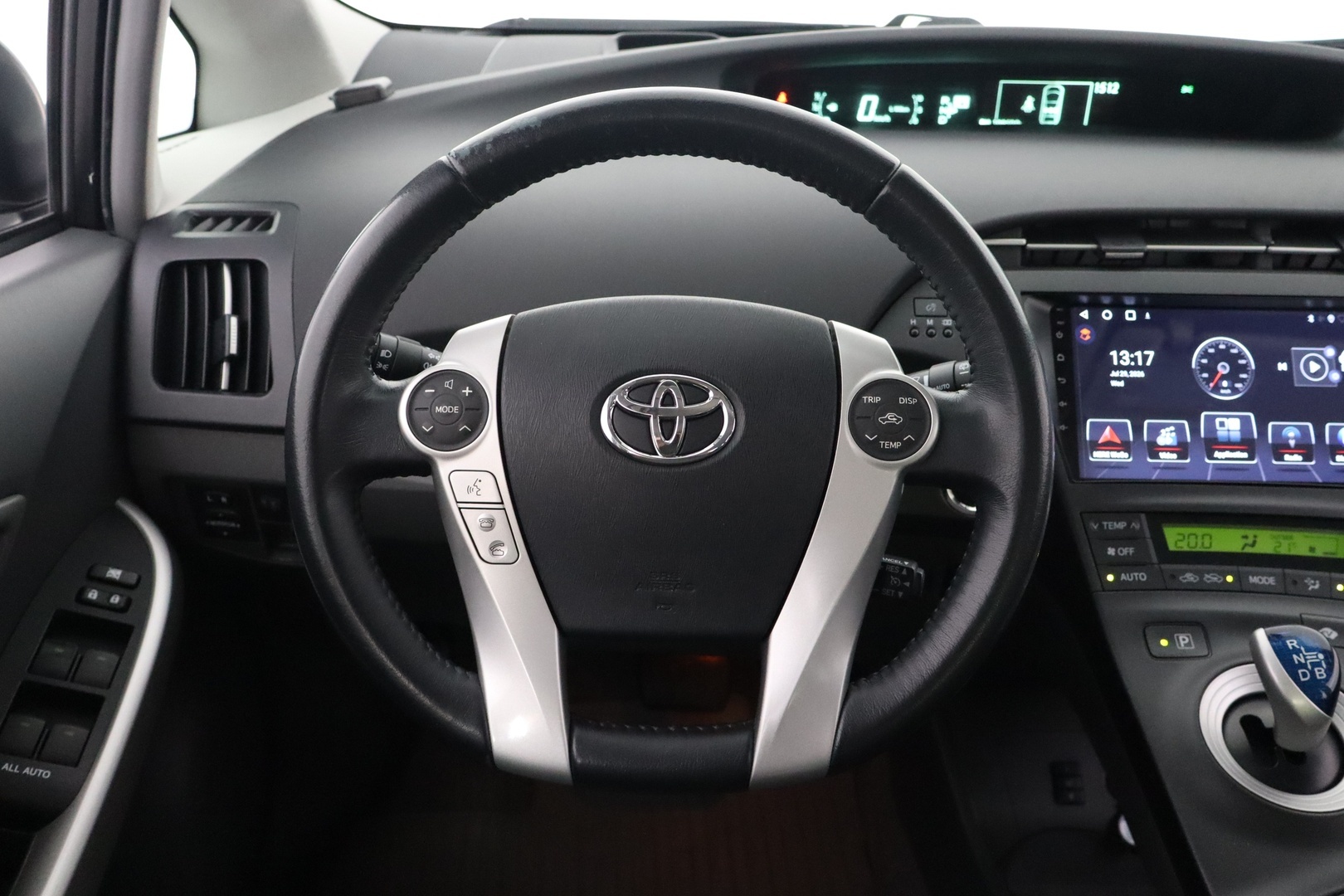 TOYOTA Prius 2012