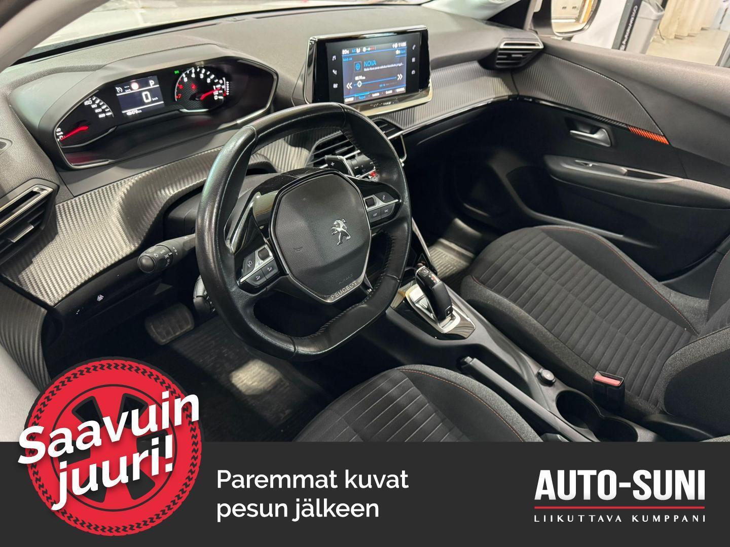PEUGEOT 208 2020