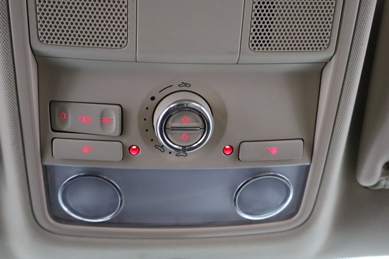 VOLKSWAGEN Tiguan 2014