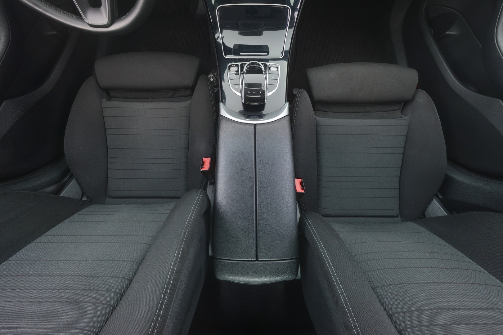 MERCEDES-BENZ C 2016