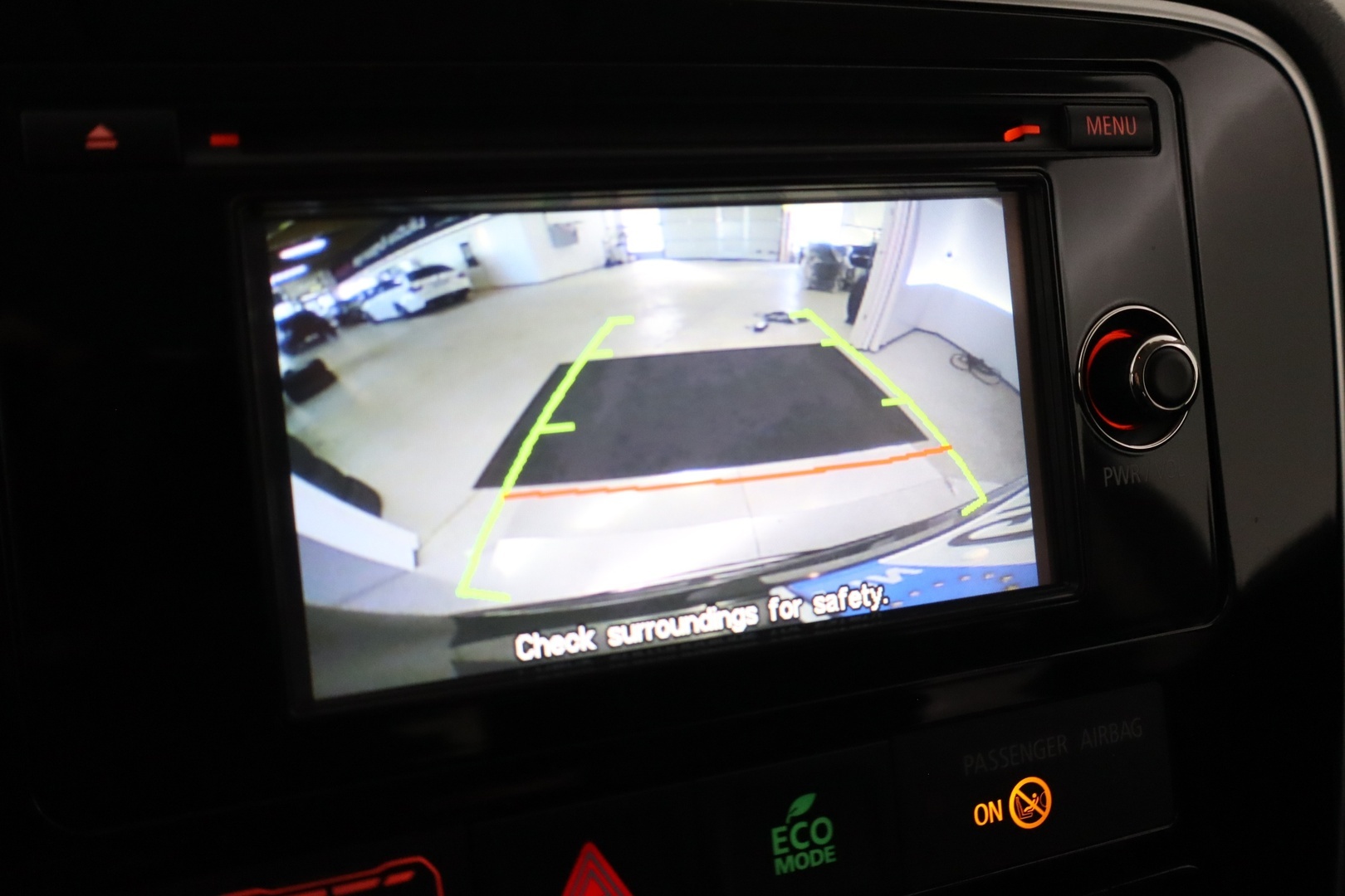 MITSUBISHI Outlander PHEV 2016