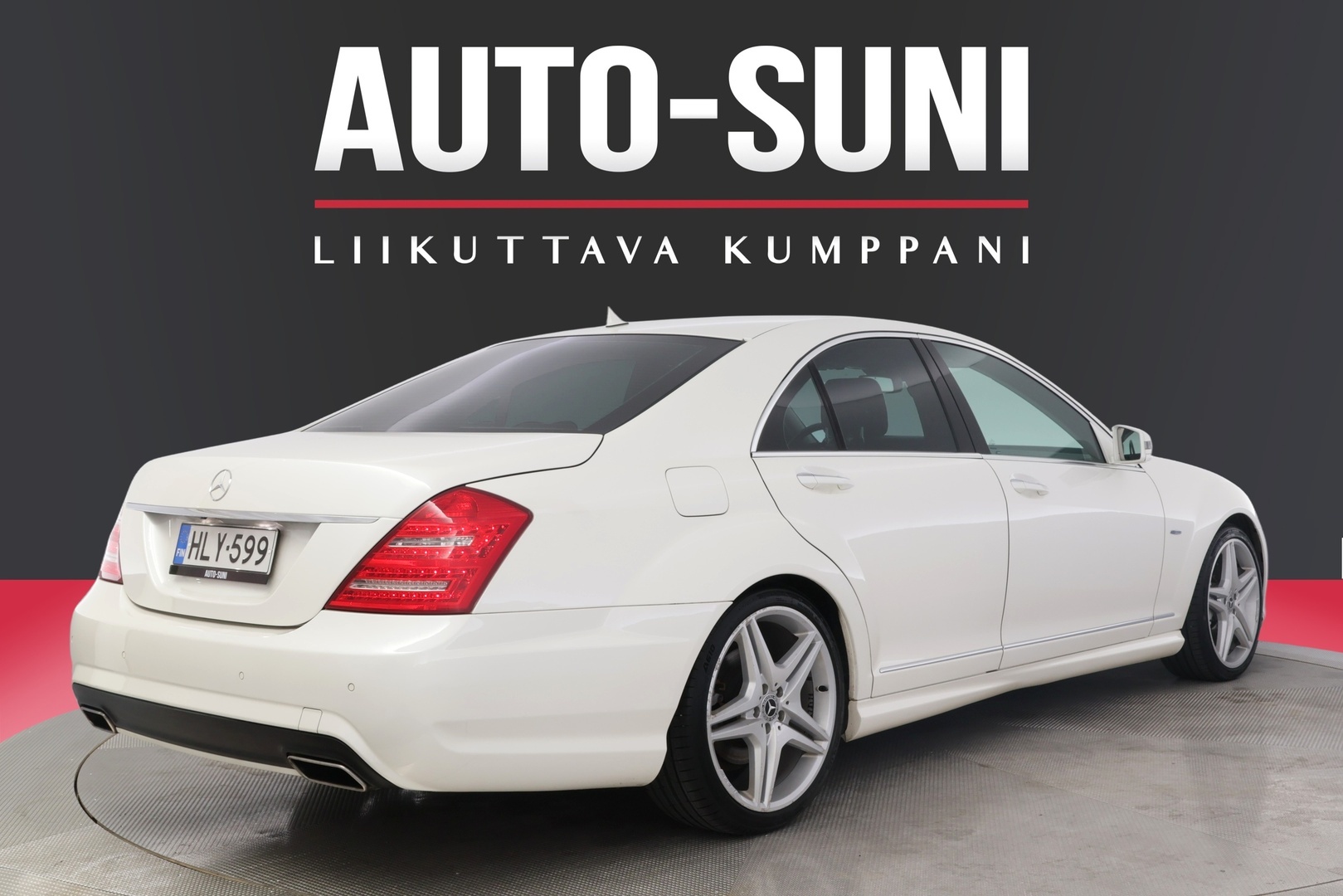 MERCEDES-BENZ S 2010