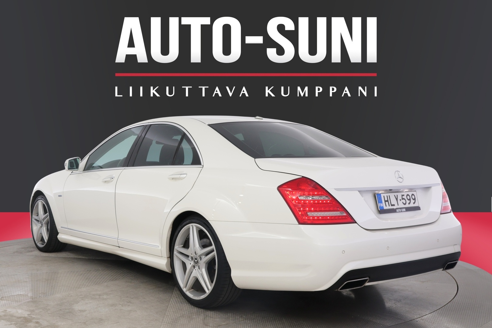 MERCEDES-BENZ S 2010