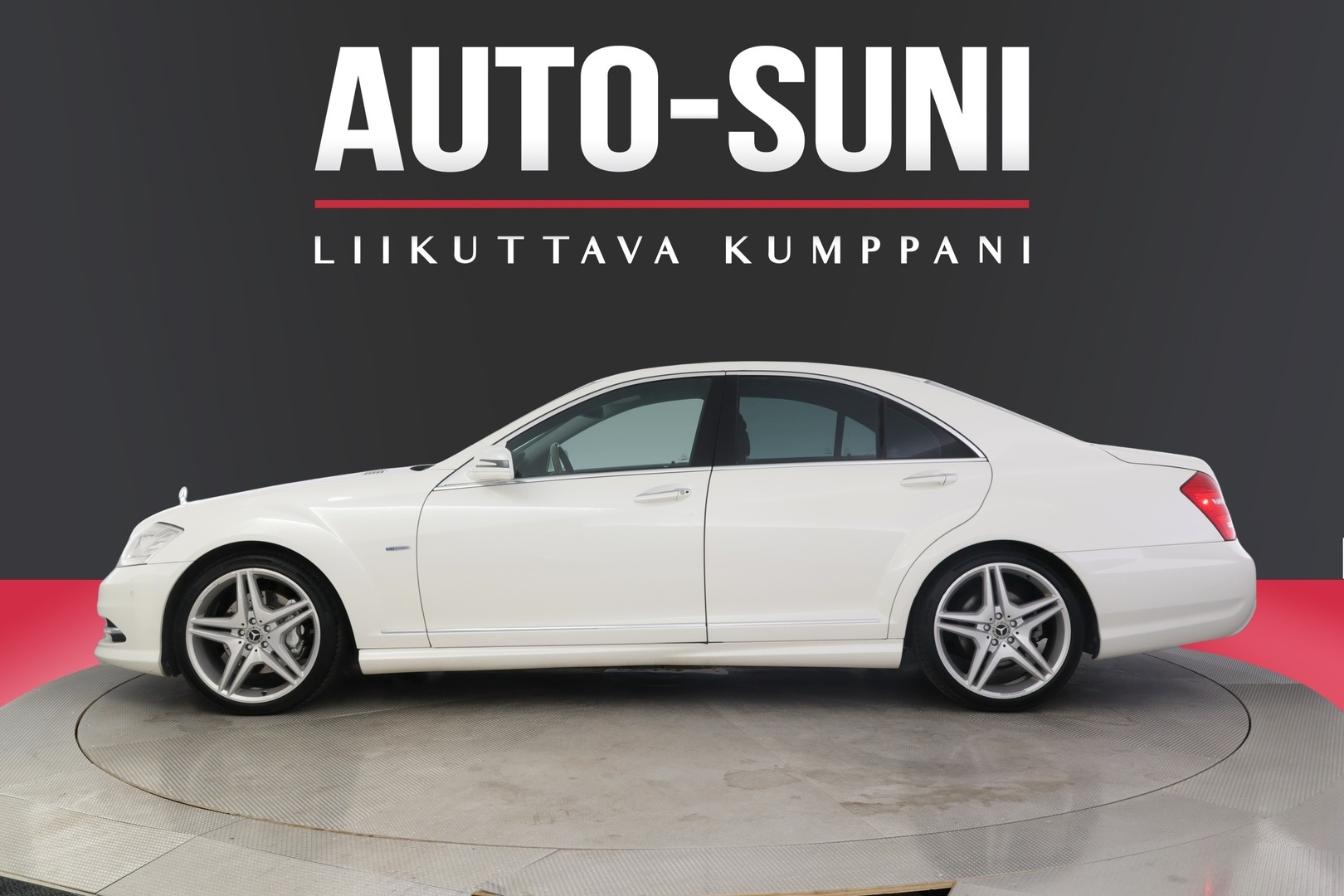 MERCEDES-BENZ S 2010