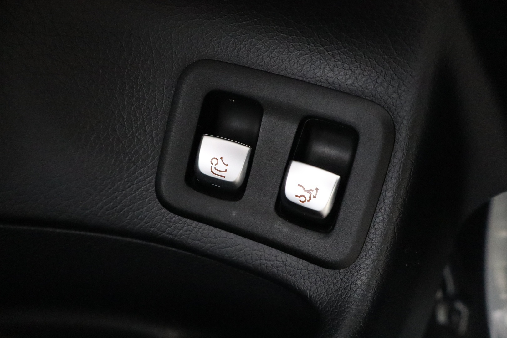 MERCEDES-BENZ GLC 2018