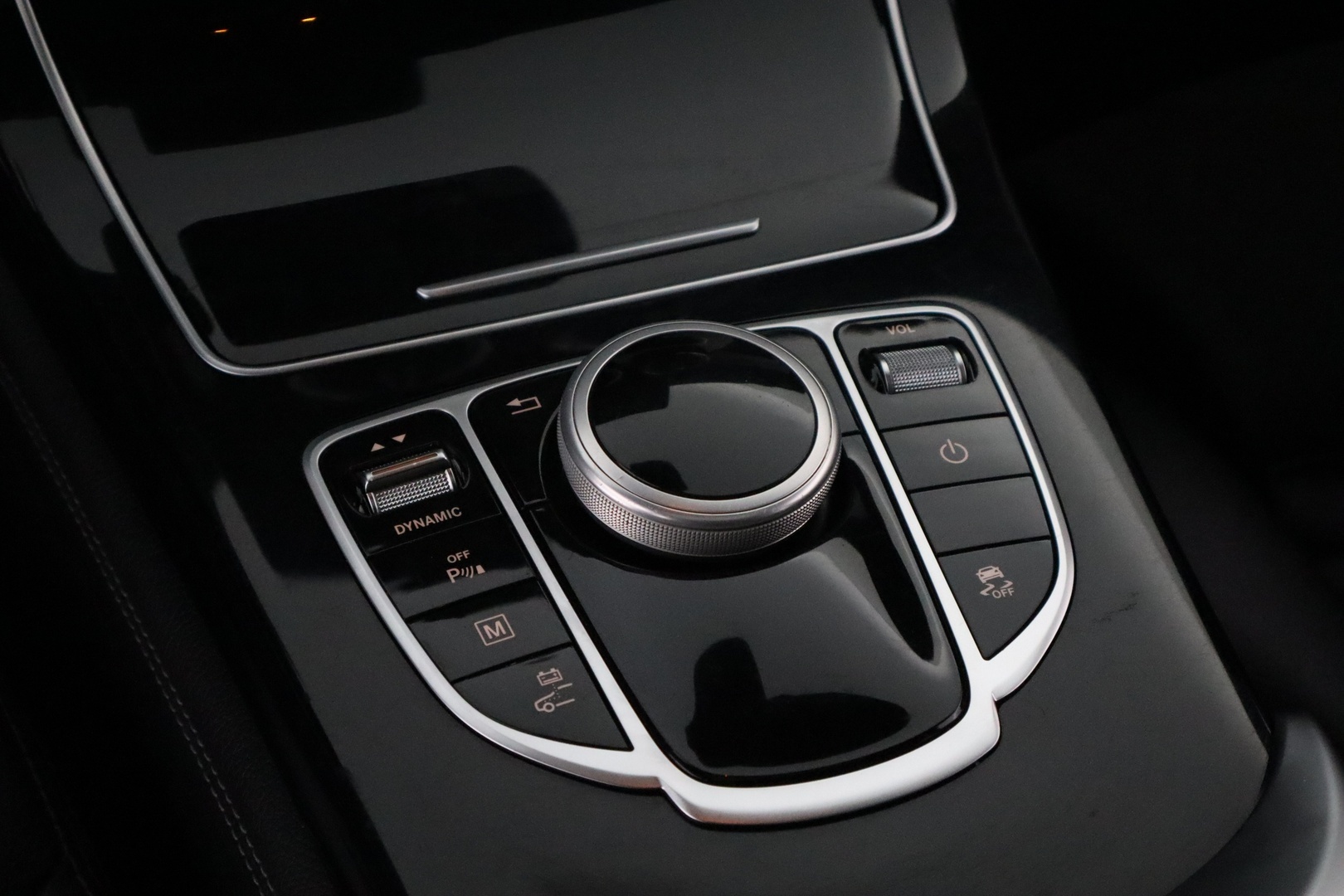 MERCEDES-BENZ GLC 2018