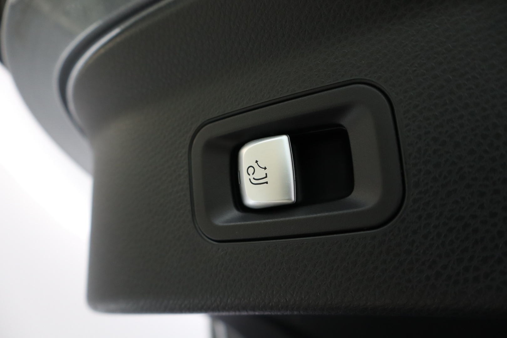 MERCEDES-BENZ GLC 2018