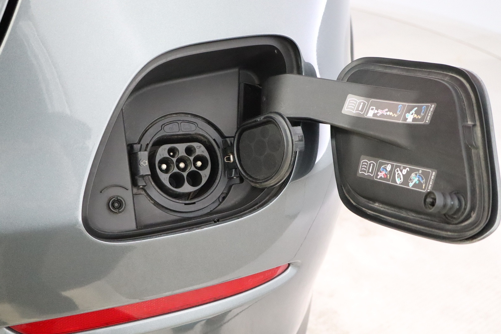 MERCEDES-BENZ GLC 2018