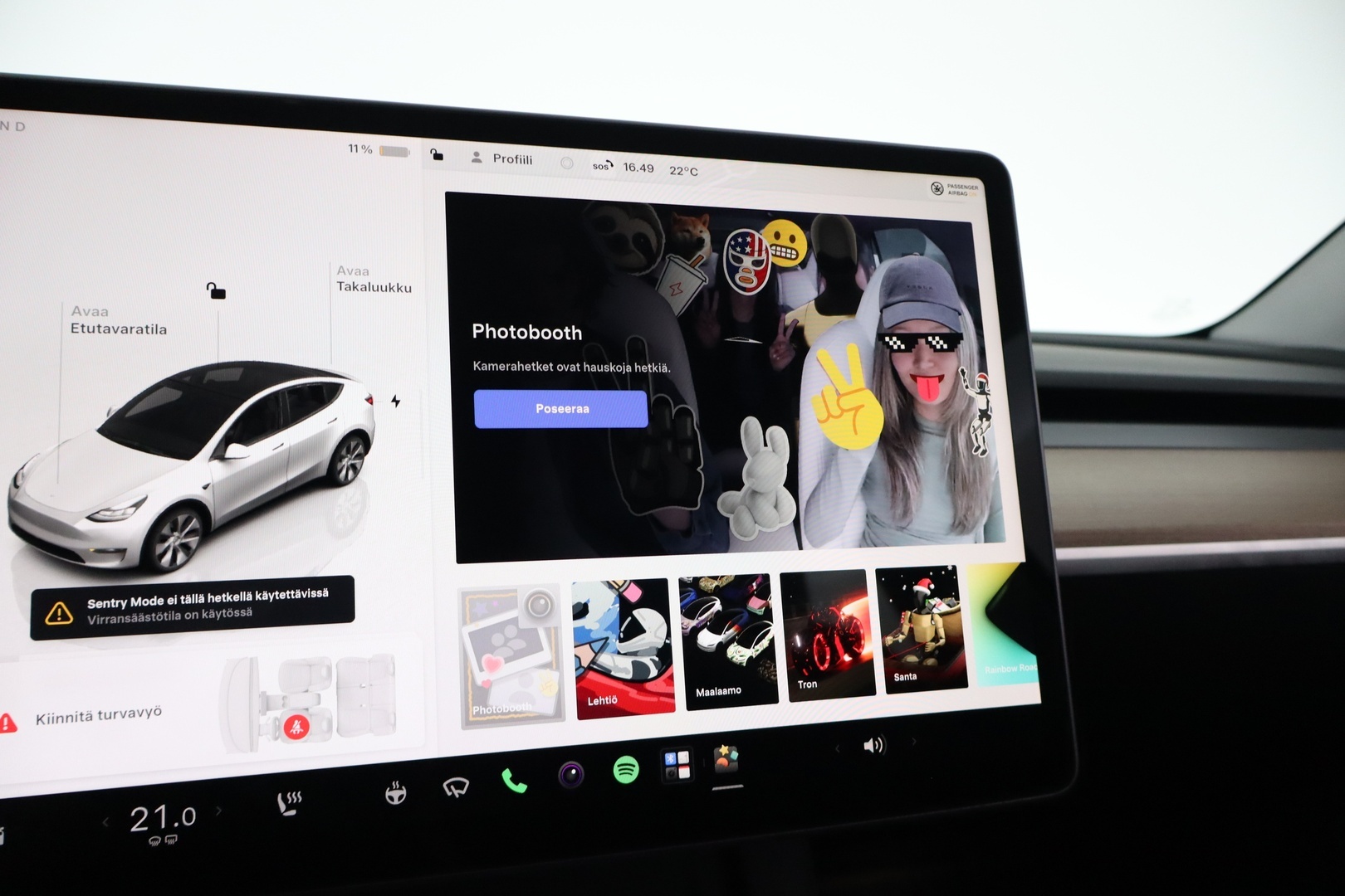 TESLA Model Y 2023