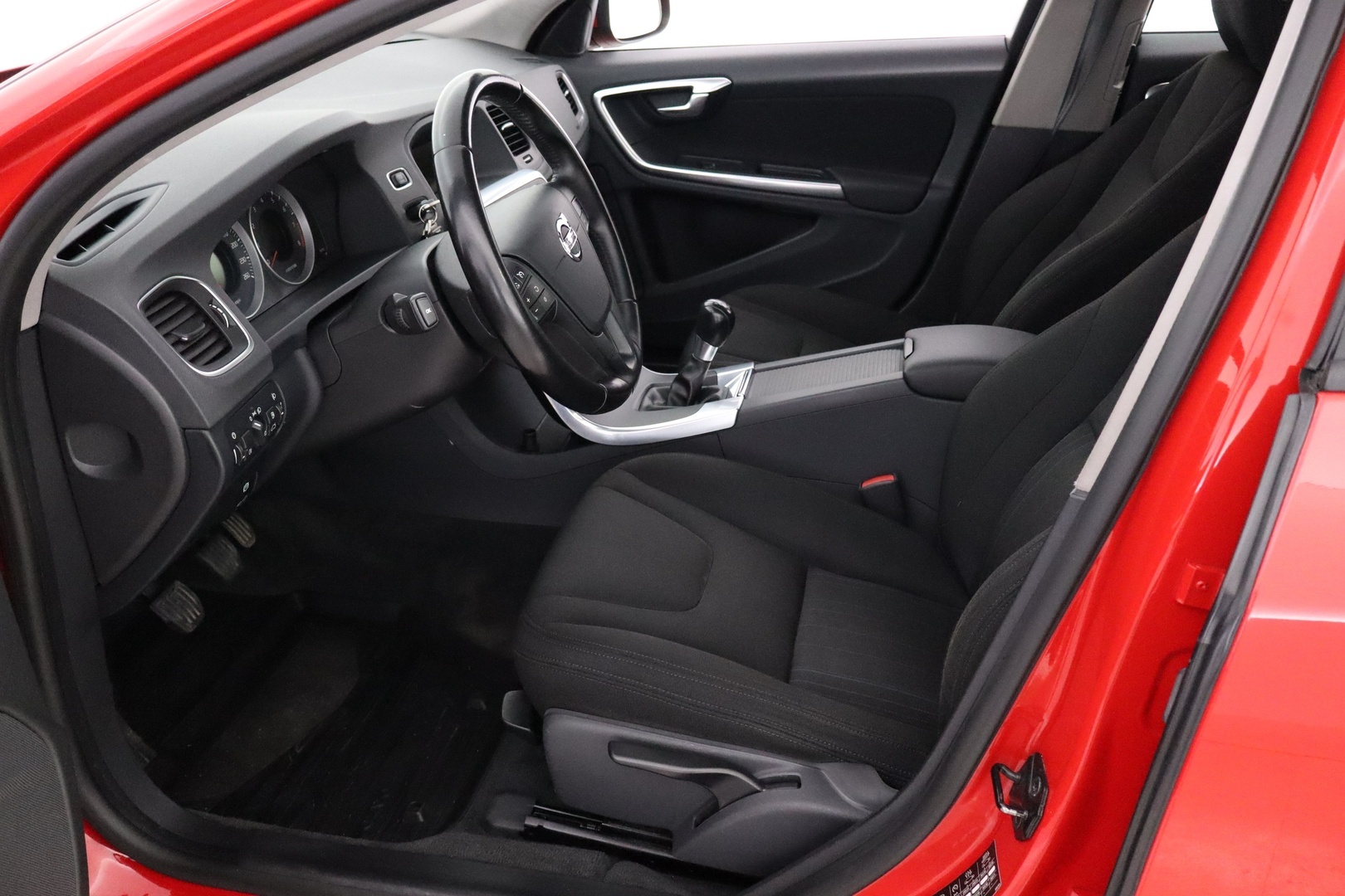 VOLVO V60 2013