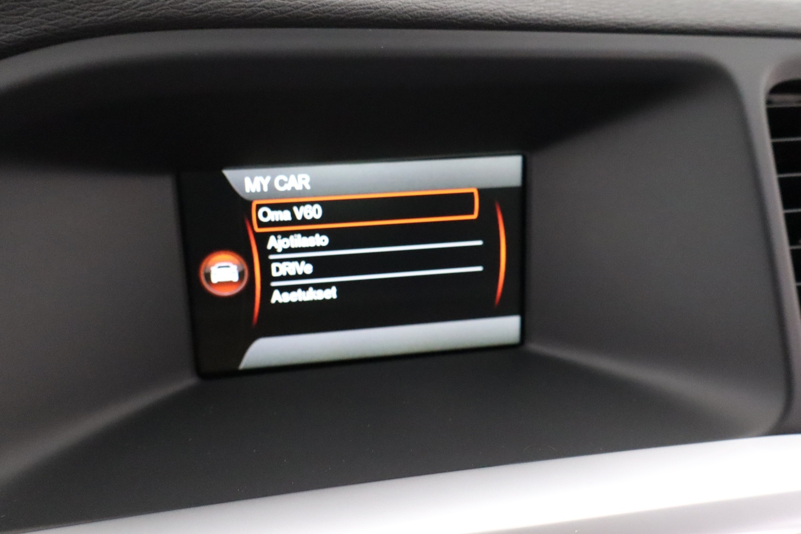VOLVO V60 2013