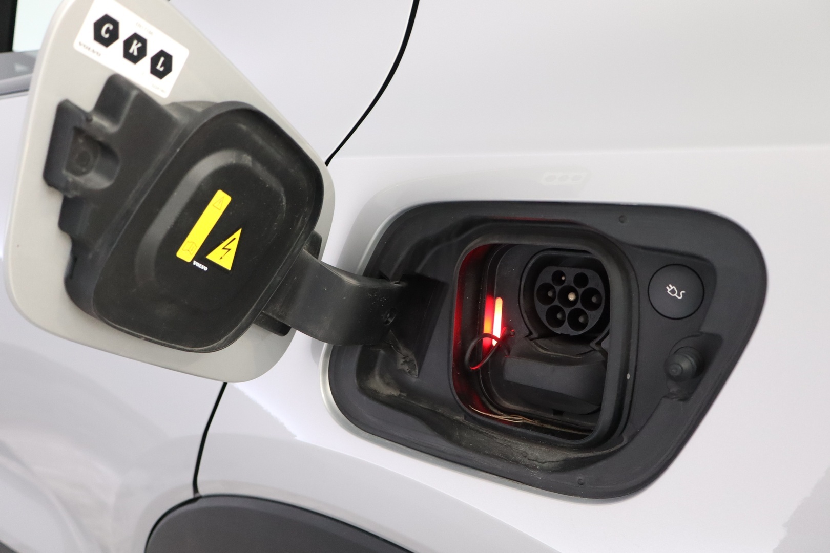 VOLVO XC40 19